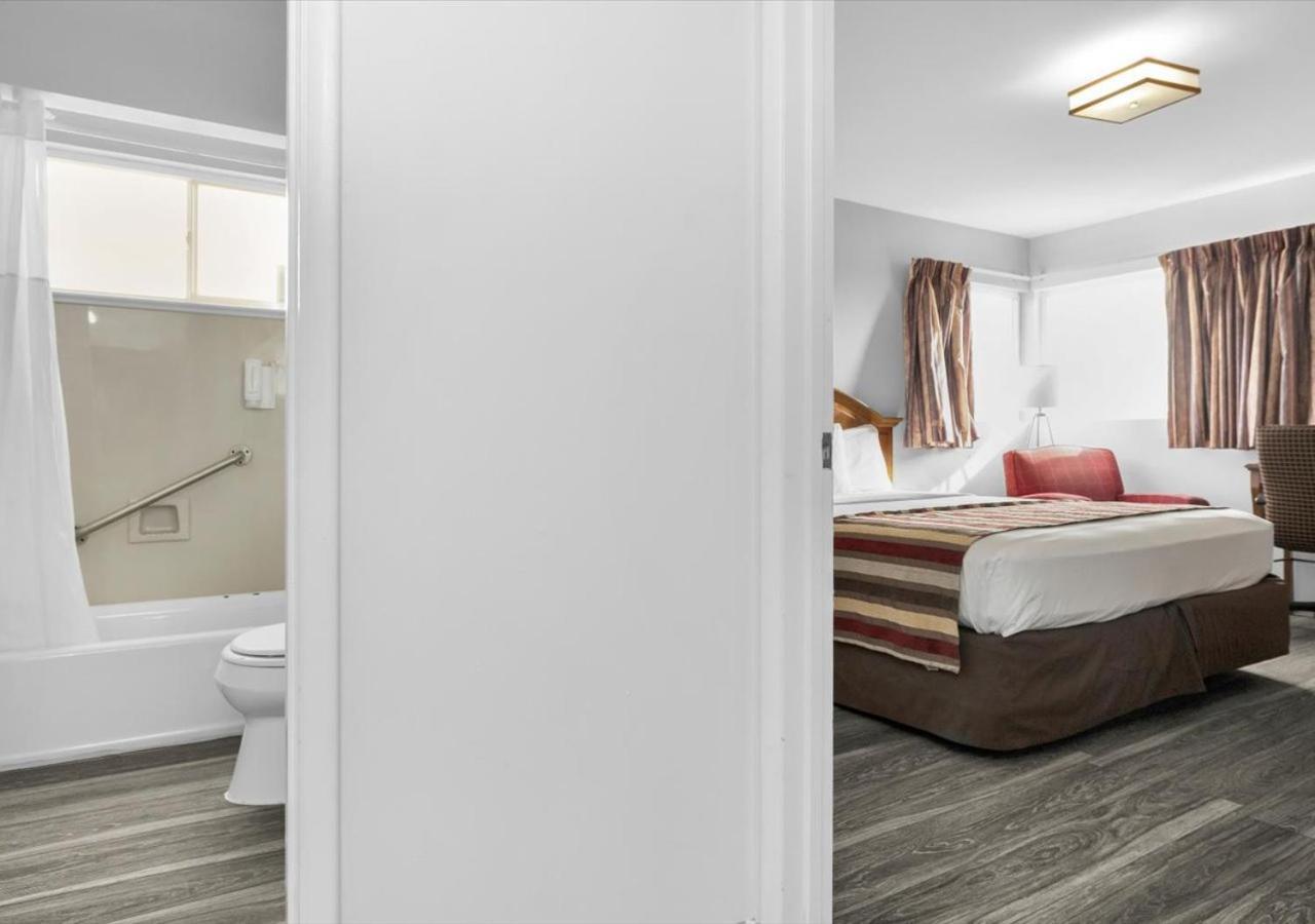 Rodeway Inn&suites - Great Highway Hotel 2*